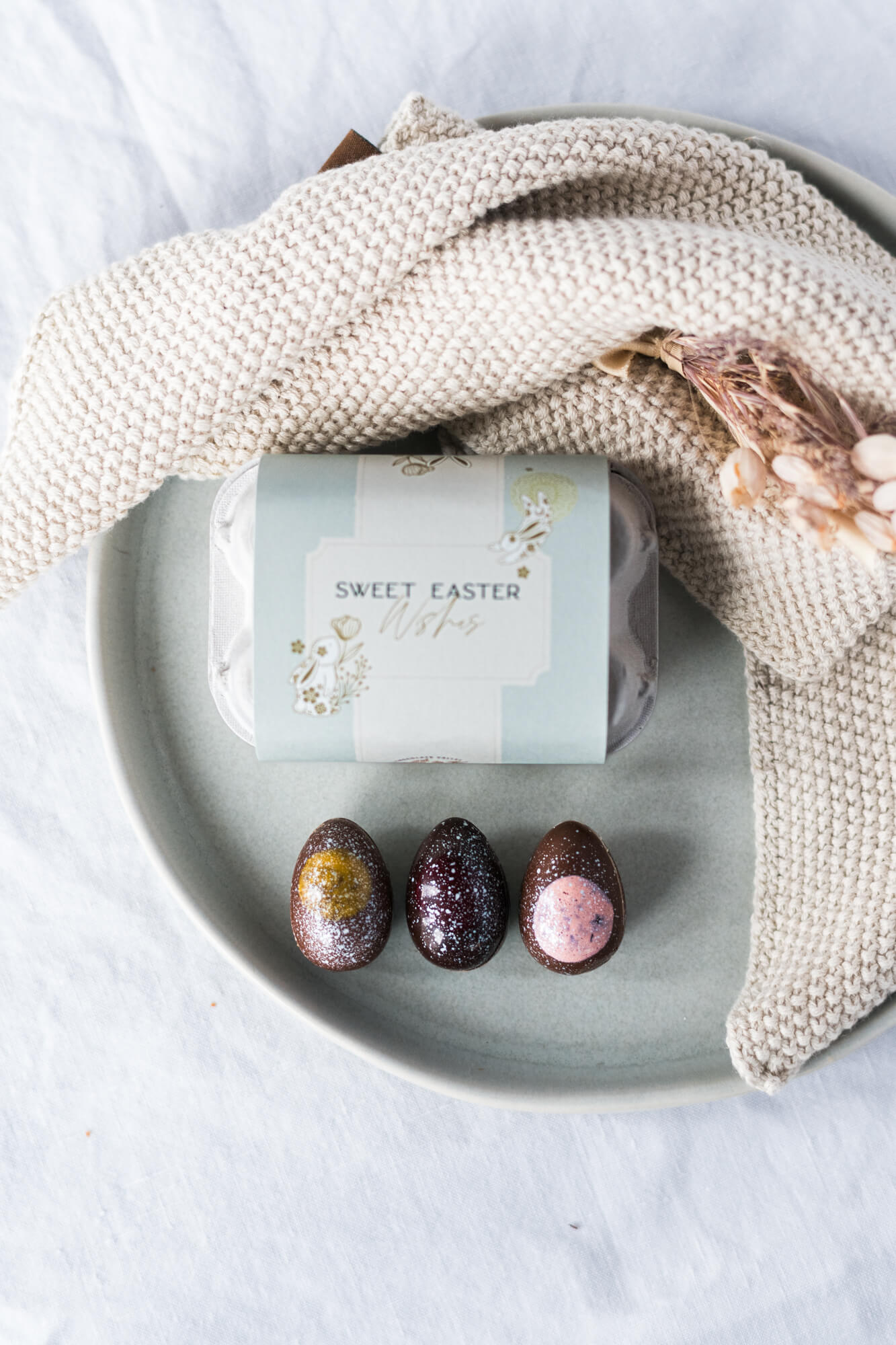 Nussige Ostereier, handgegossen 6er Set im Eierkarton – Bild 5